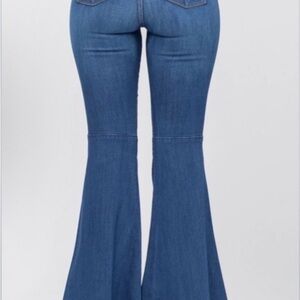 NWT Judy Blue Super Flare Jeans